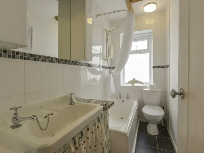 2 Bayview