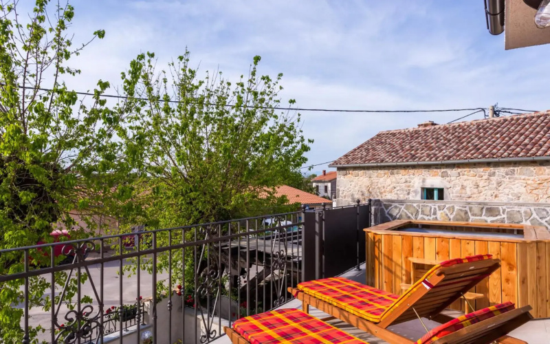 Villa Mulberry