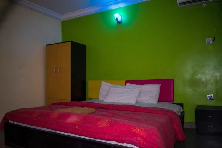 Impex Edge Hotel And Suites