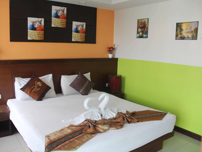 Enjoy Hotel