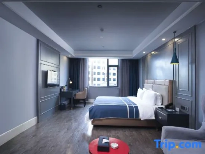 Double Suite