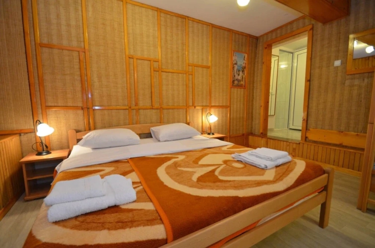 1 Bedroom Apartment with view