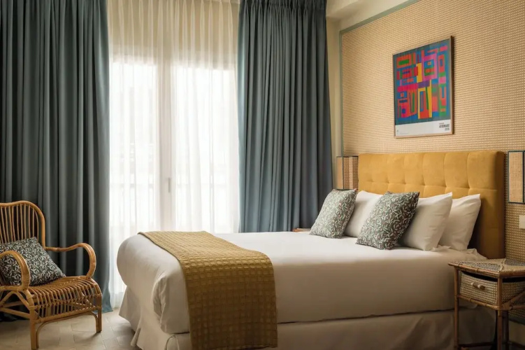 BYPILLOW Residence Abril