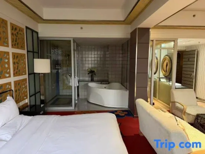 Deluxe Double Suite