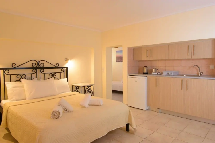 Standard Quadruple room