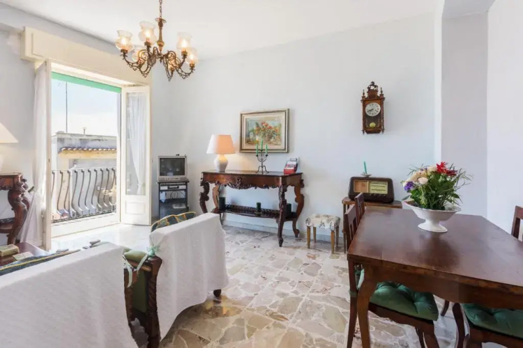 Teatro Greco Balcony Apartment