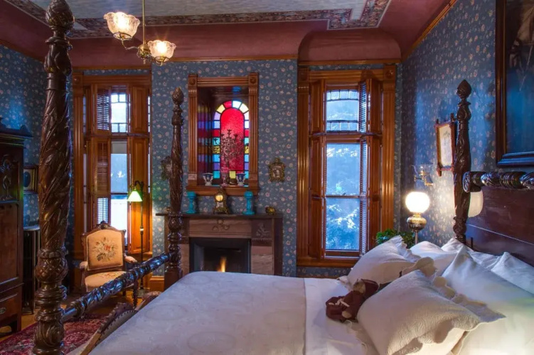 Allyn Mansion