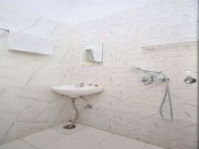 OYO 13007 Humble Residency