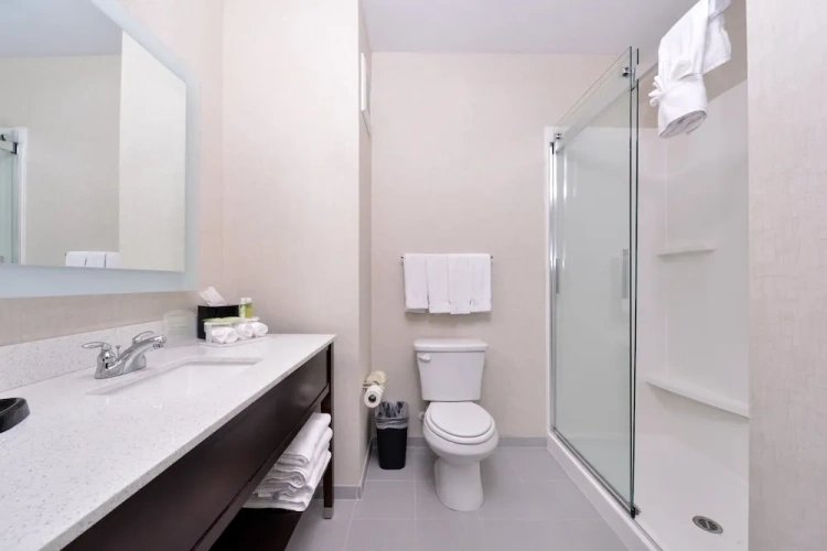 Quadruple Suite