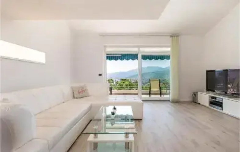 Four Bedroom Holiday Home in Kastav