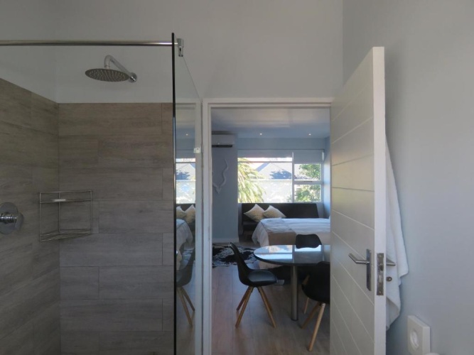 Deluxe Twin Studio with mountain view