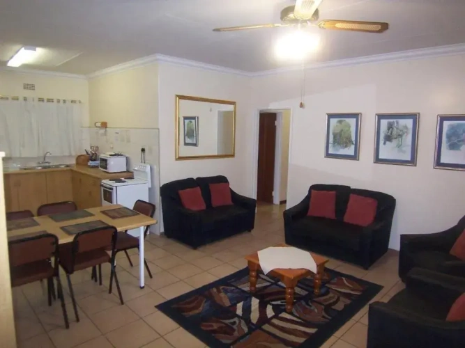 3 Bedrooms Cottage