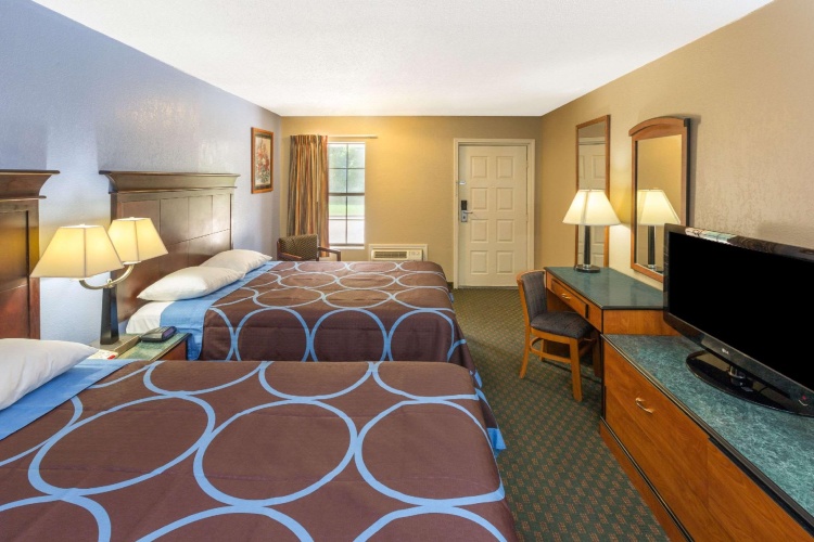 Standard Quadruple room