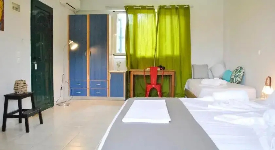 Kykeon Rooms