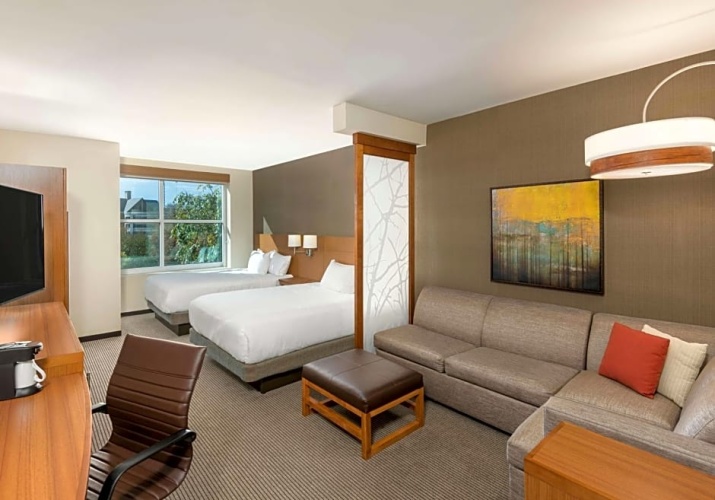 Quadruple room