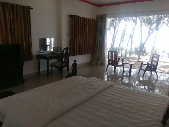 Eden Resort