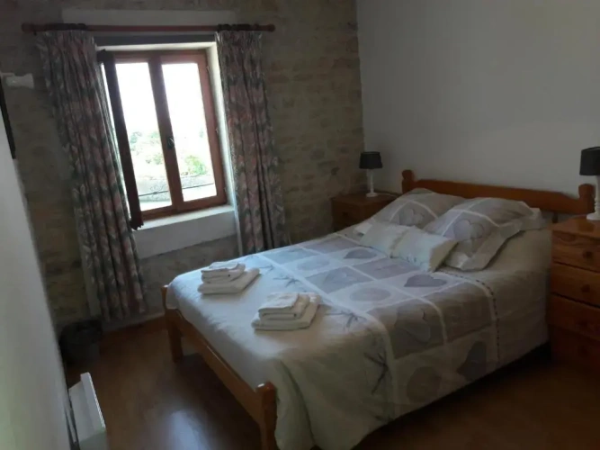 3 Bedrooms Cottage