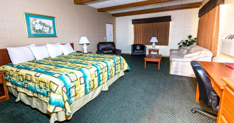 Wrangler Inn