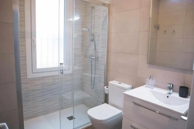 Homeloving apartment Bilbao centre with Parking space