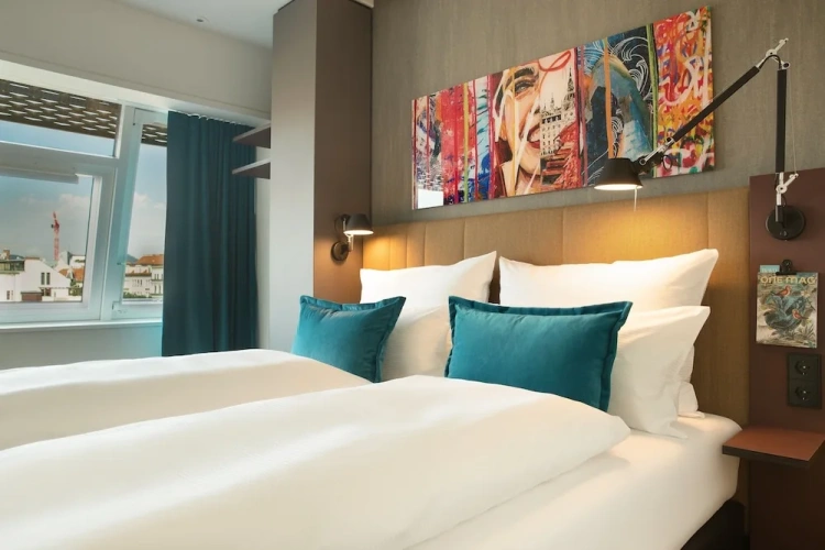 Standard room with view