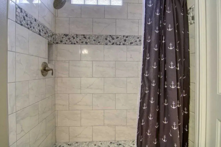 Happy Harbor - 3 Br Condo