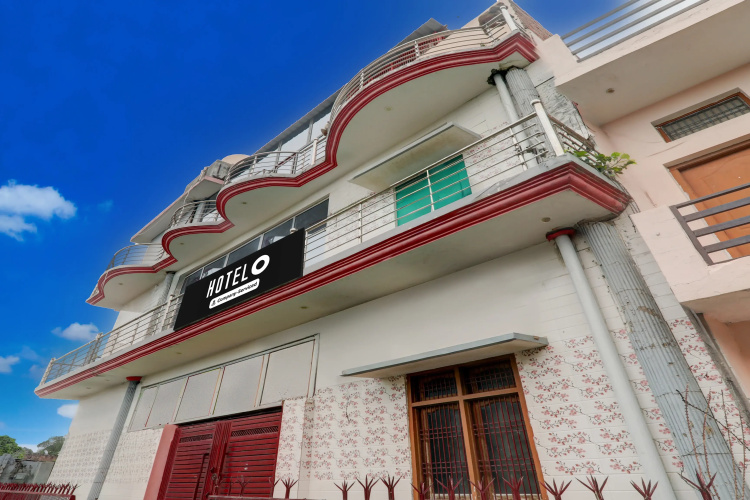 Hotel Balaji Palace Ayodhya