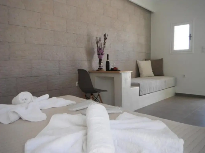 Studio with balcony and with sea view