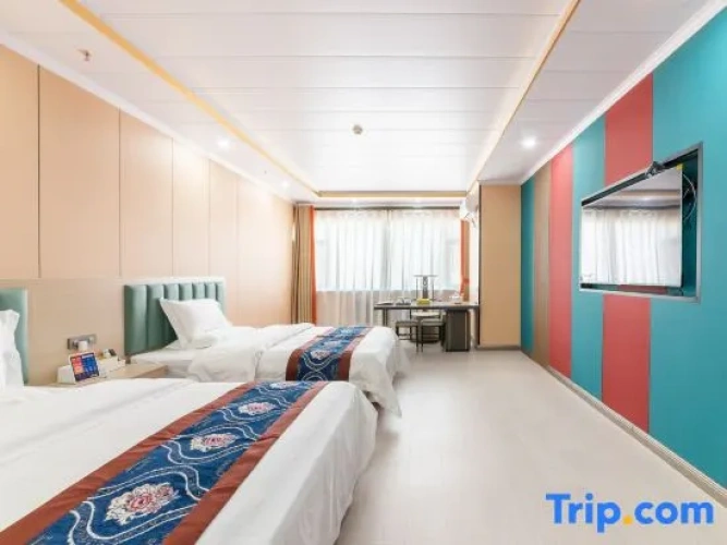 Superior Twin room with river view