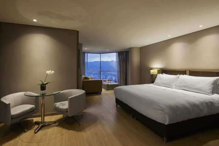 Binn Hotel