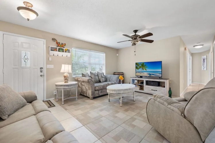 Little Slice by Distinctive Beach Rentals