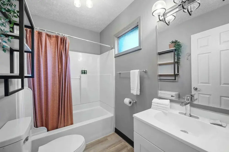 North Pearl Residences 874
