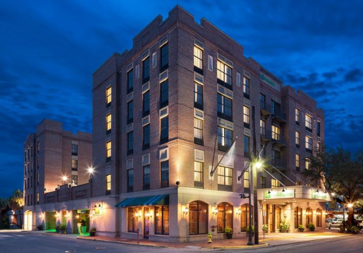 1 Bedroom Quadruple Suite with balcony and with river view