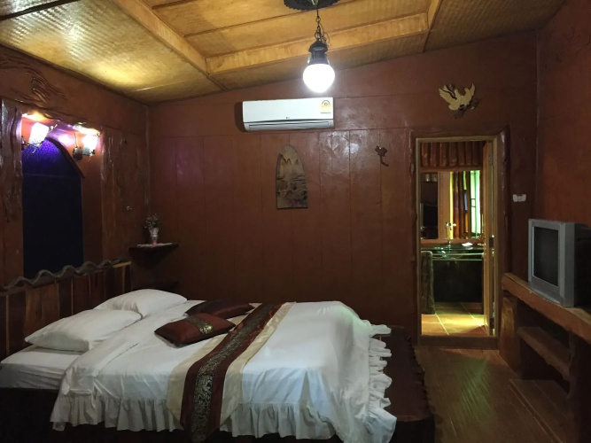 Saiyok River House