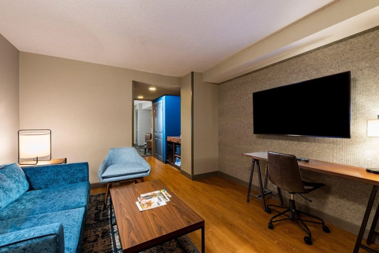 Double Suite