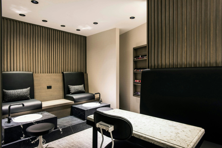 LondonHouse Chicago, Curio Collection by Hilton photo 19
