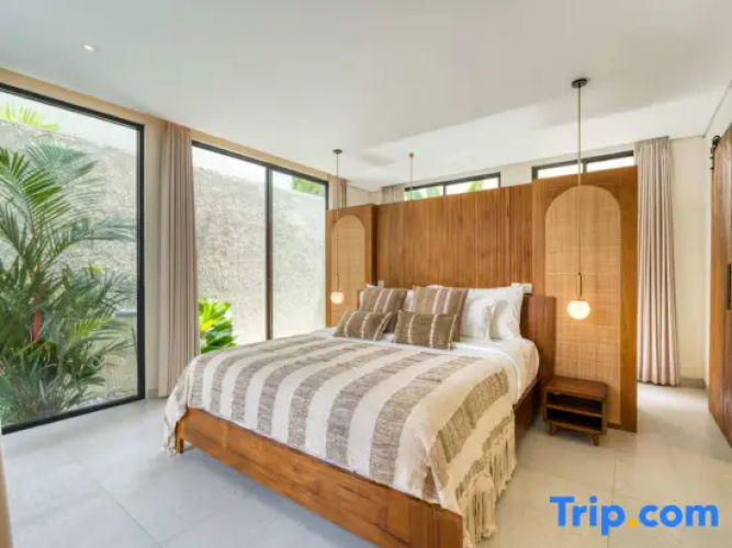 3 Bedrooms Villa