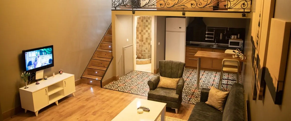 The Hera Suite Hotel