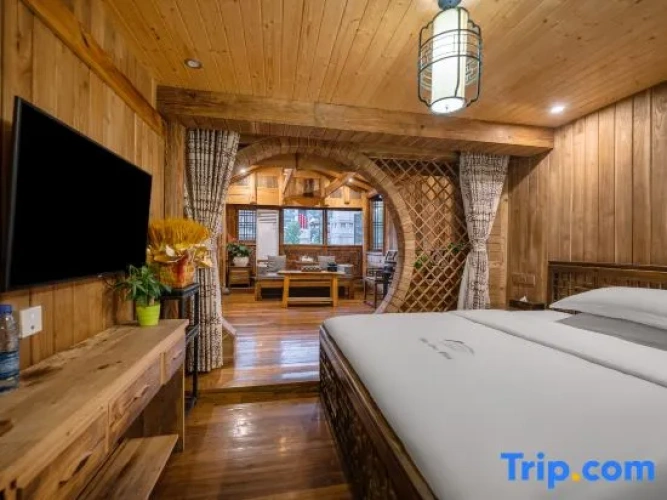 Quadruple Suite