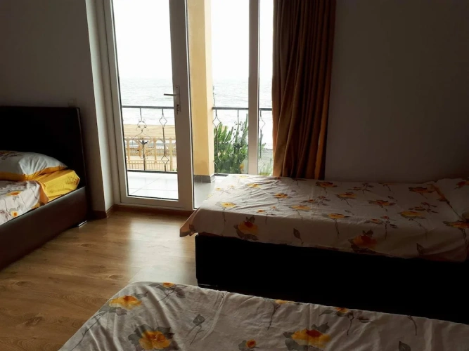 Standard Quadruple room with sea view