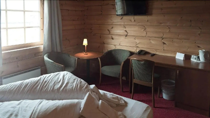 Hotel Framtíð