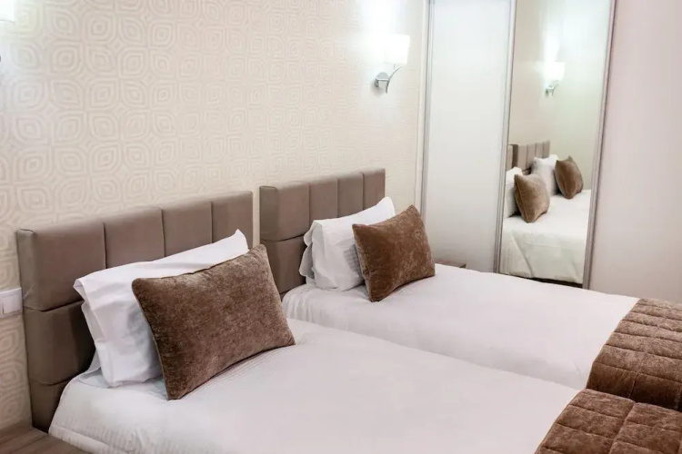 Familion Aparthotel
