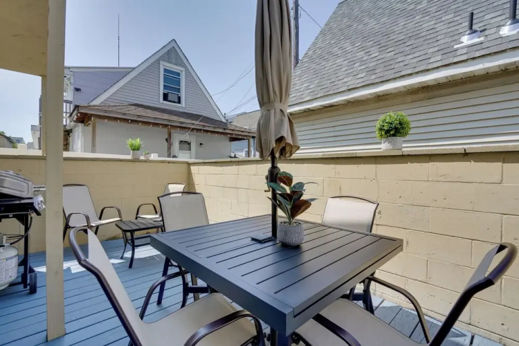 Seaside Heights Condo w/ Deck: Walk to Boardwalk!