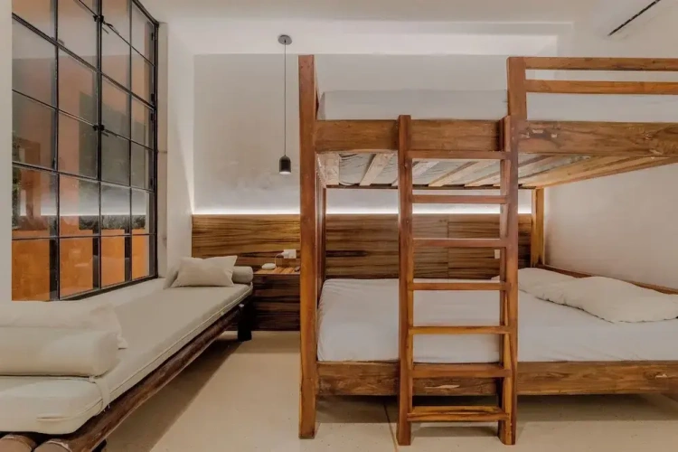 Deluxe Quadruple room
