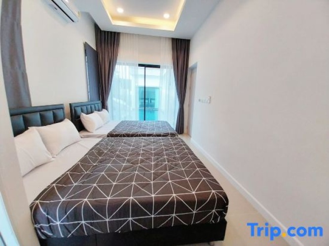 3 Bedrooms Villa