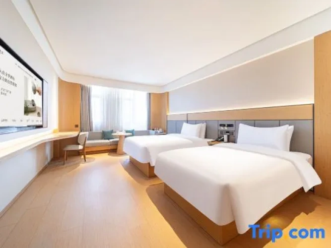 Standard Double room with view