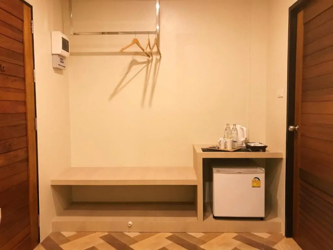 SJ Miracle Hotel