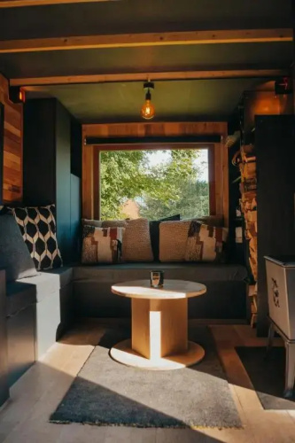 Tiny House Celestine by Ernesst