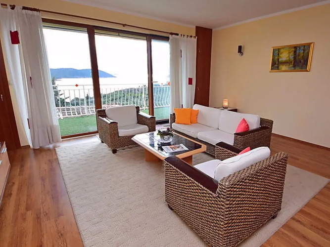 Apartment Lucic Tavernes 29017