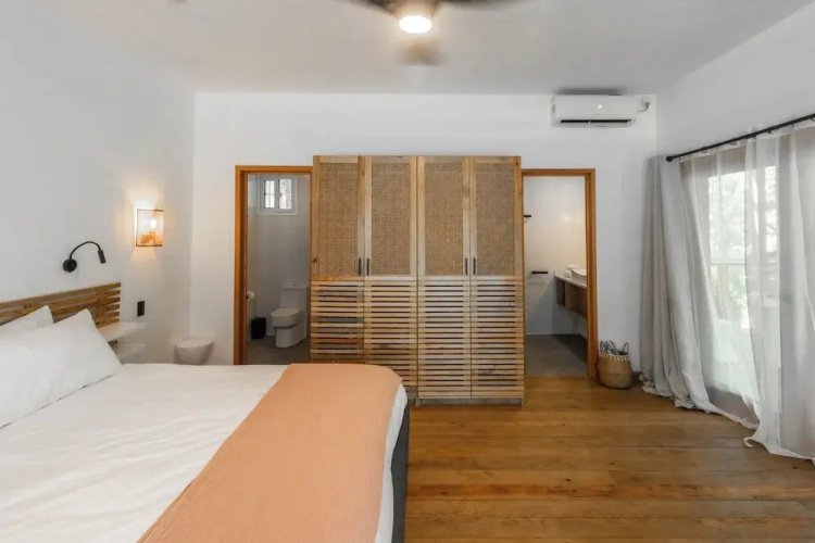 S Boutique Hotel