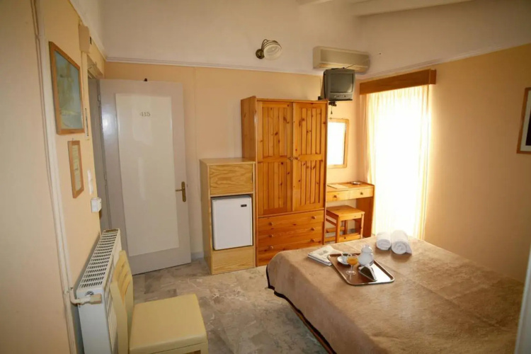 Summery Hotel